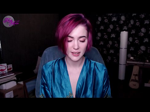 ❤️ Taelo ea ho jerk off ho ngoanana oa Serussia ka Senyesemane Porno ❌